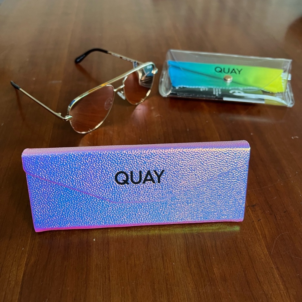Quay High Key Micro sunglasses - never worn with iridescent pink case